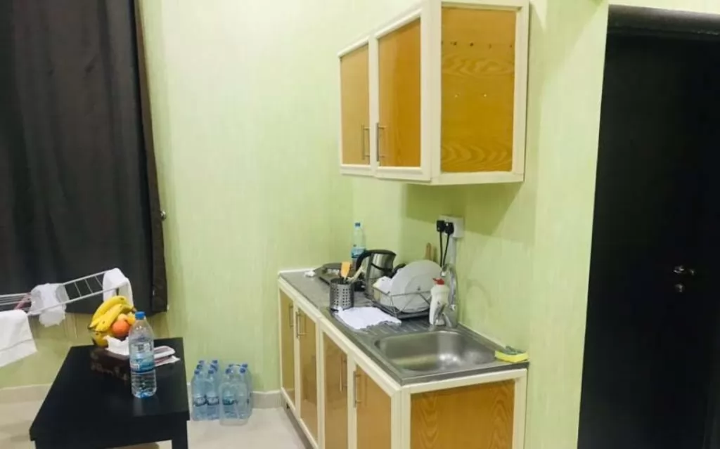 Residential Ready Property 1 Bedroom U/F Apartment  for rent in Doha-Qatar #15147 - 1  image 