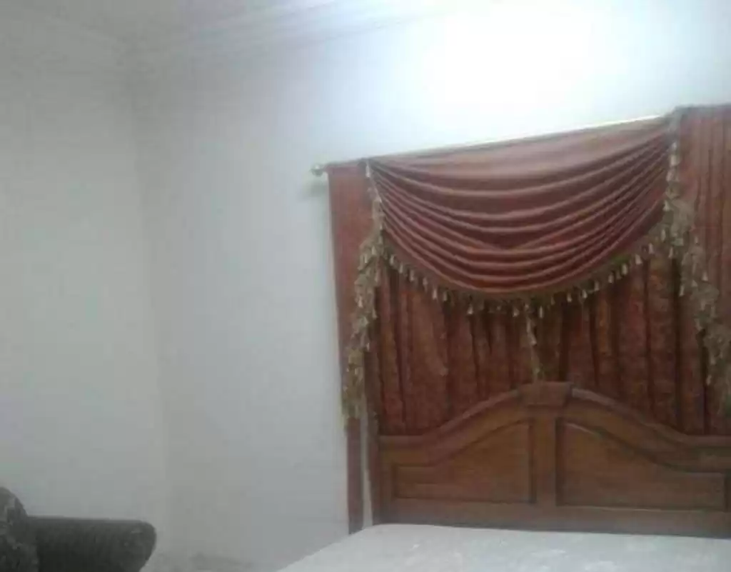 住宅 就绪物业 3 间卧室 楼/楼 公寓  出租 在 萨德 , 多哈 #15174 - 1  image 
