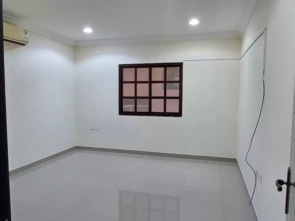 Residential Ready Property 1 Bedroom S/F Apartment  for rent in Al Sadd , Doha #15182 - 1  image 