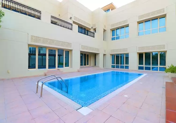Residential Ready Property 5 Bedrooms S/F Villa in Compound  for sale in Al Sadd , Doha #15229 - 1  image 