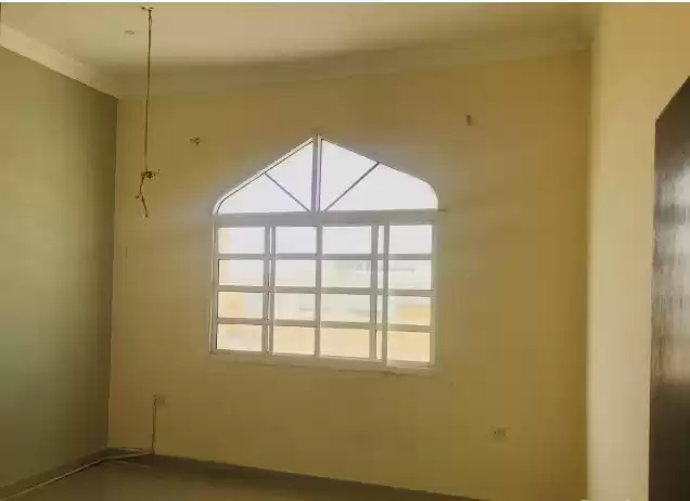 Residential Ready Property Studio U/F Apartment  for rent in Al Sadd , Doha #15272 - 1  image 