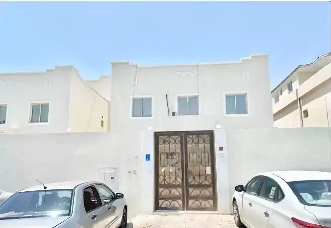 Wohn Klaar eigendom 1 Schlafzimmer U/F Wohnung  zu vermieten in Doha #15286 - 1  image 