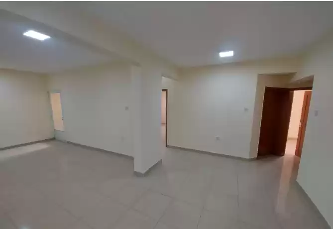 Résidentiel Propriété prête 3 chambres U / f Appartement  a louer au Al-Sadd , Doha #15356 - 1  image 