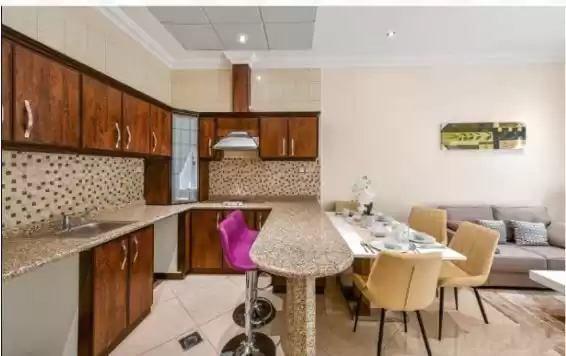 Résidentiel Propriété prête 1 chambre F / F Appartement  a louer au Al-Sadd , Doha #15369 - 1  image 