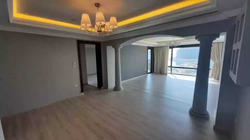 Wohn Klaar eigendom 2 Schlafzimmer S/F Wohnung  zu vermieten in Al Sadd , Doha #15459 - 1  image 