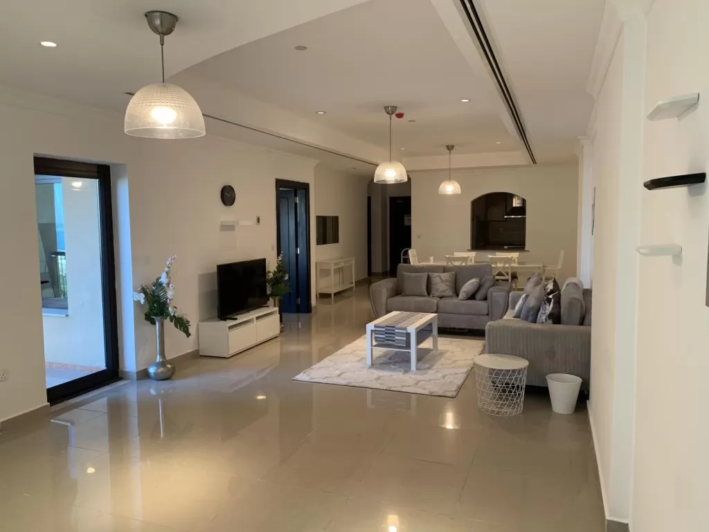Residential Property 1 Bedroom F/F Apartment  for rent in The-Pearl-Qatar , Doha-Qatar #15480 - 1  image 