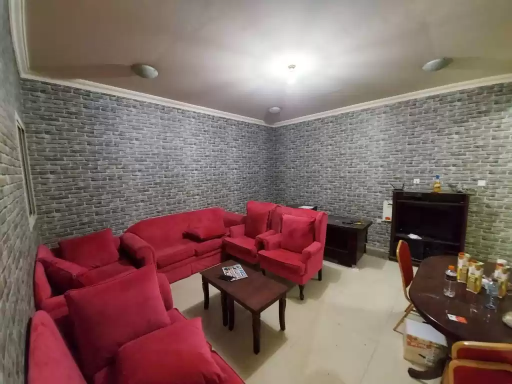 Wohn Klaar eigendom 3 Schlafzimmer F/F Wohnung  zu vermieten in Al Sadd , Doha #15492 - 1  image 
