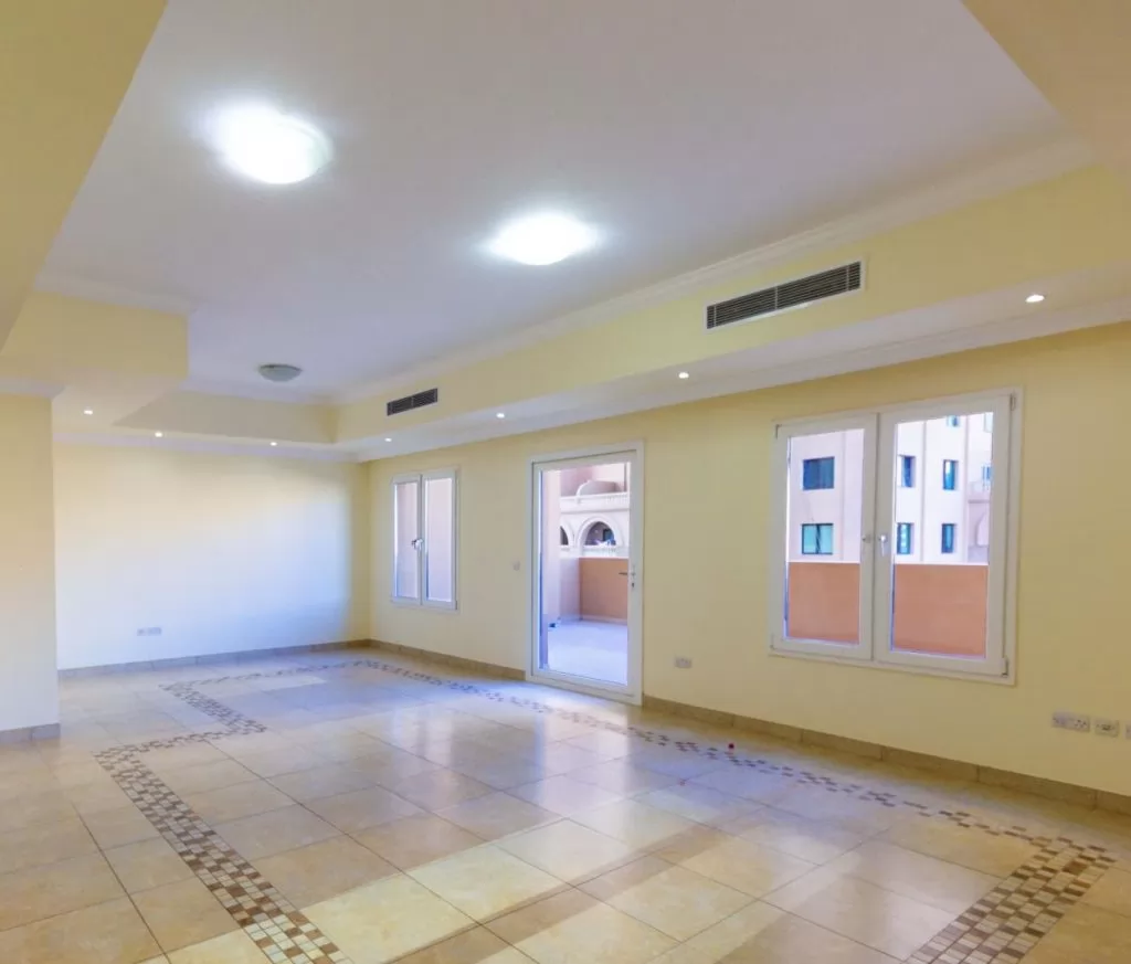 Жилой Готовая недвижимость 3 спальни Н/Ф Квартира  в аренду в Аль-Садд , Доха #15494 - 1  image 