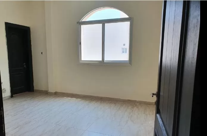 Residential Ready Property 5 Bedrooms U/F Villa in Compound  for rent in Al-Waab , Doha-Qatar #15554 - 1  image 
