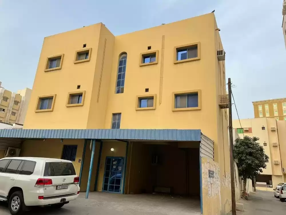 Résidentiel Propriété prête 2 chambres U / f Imeuble  à vendre au Al-Sadd , Doha #15586 - 1  image 