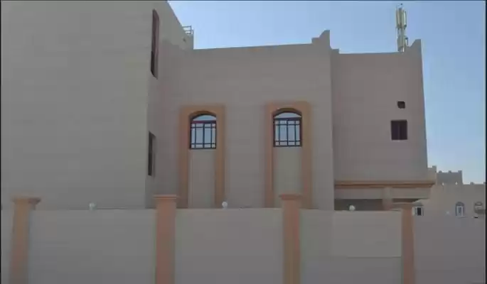 Residencial Listo Propiedad 7+ habitaciones U / F Villa Standerlone  alquiler en al-sad , Doha #15624 - 1  image 