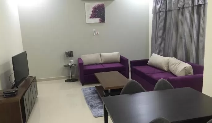 Residential Ready Property 2 Bedrooms F/F Apartment  for rent in Al-Sakhama , Al-Daayen #15634 - 1  image 