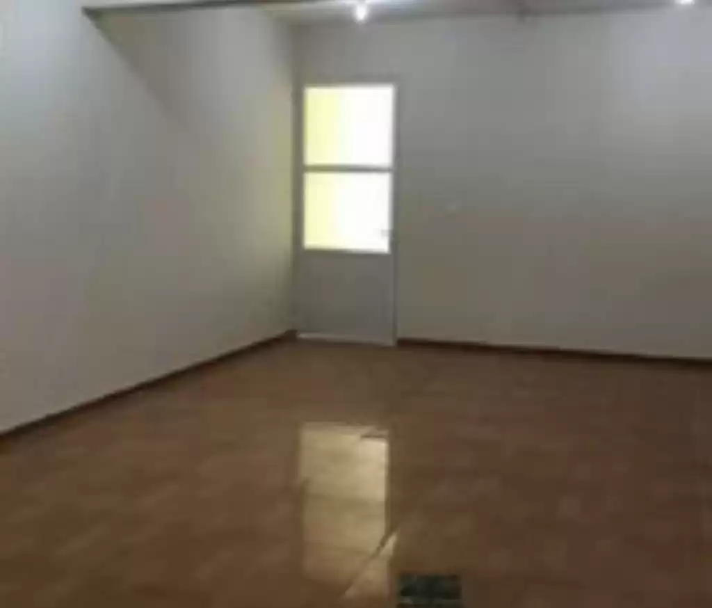 Residential Ready Property 1 Bedroom U/F Apartment  for rent in Al Sadd , Doha #15673 - 1  image 