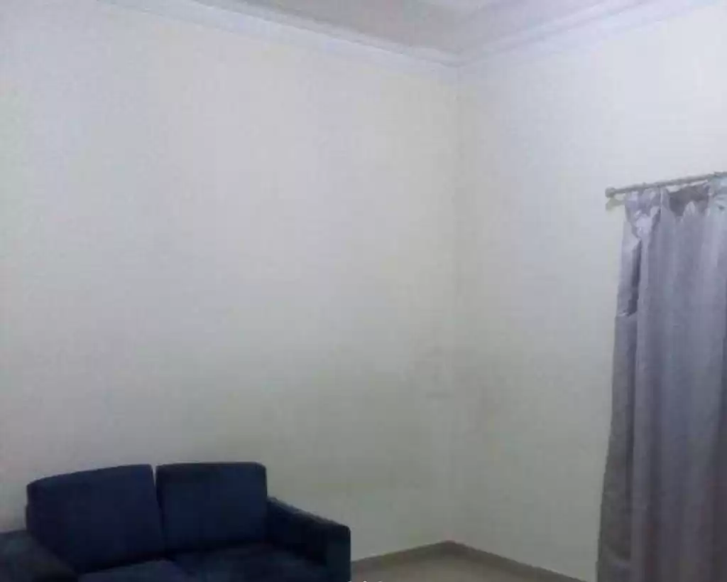 住宅 就绪物业 2 间卧室 楼/楼 公寓  出租 在 萨德 , 多哈 #15675 - 1  image 