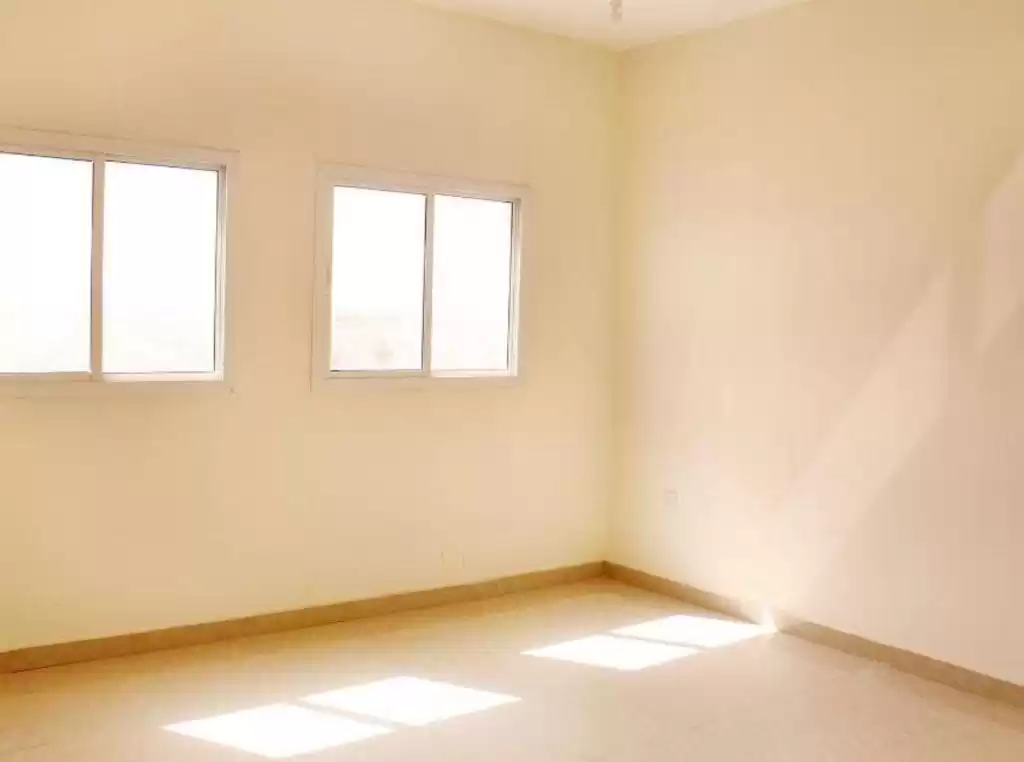 Жилой Готовая недвижимость 2 спальни Н/Ф Квартира  в аренду в Аль-Садд , Доха #15712 - 1  image 