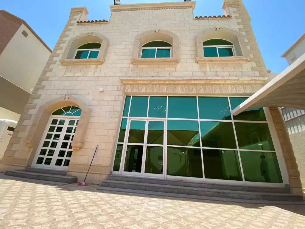 Residential Ready Property 7 Bedrooms U/F Standalone Villa  for rent in Al Sadd , Doha #15728 - 1  image 