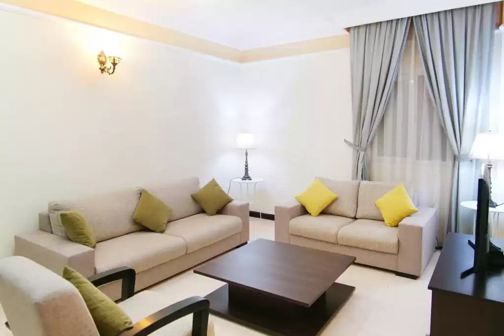 yerleşim Hazır Mülk 2 yatak odası F/F Apartman  kiralık içinde Al Sadd , Doha #15736 - 1  image 