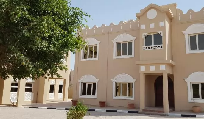 Residential Ready Property 7+ Bedrooms S/F Standalone Villa  for rent in Al-Dafna , Doha-Qatar #15759 - 1  image 