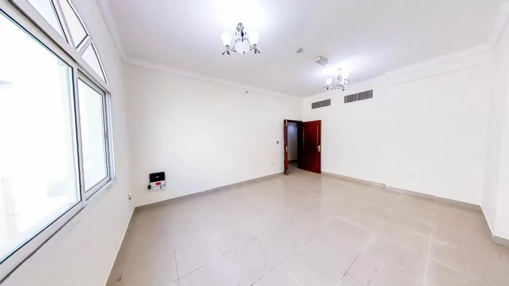 Residential Ready Property 2 Bedrooms U/F Apartment  for rent in Al Sadd , Doha #15773 - 2  image 