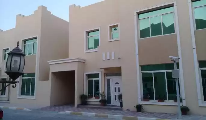 Residential Ready Property 6 Bedrooms U/F Villa in Compound  for rent in Al Sadd , Doha #15775 - 1  image 