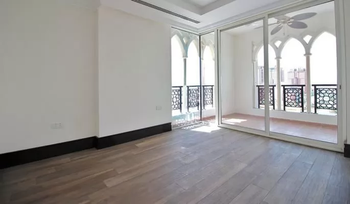 Residential Ready Property 1 Bedroom S/F Apartment  for rent in The-Pearl-Qatar , Doha-Qatar #15781 - 2  image 