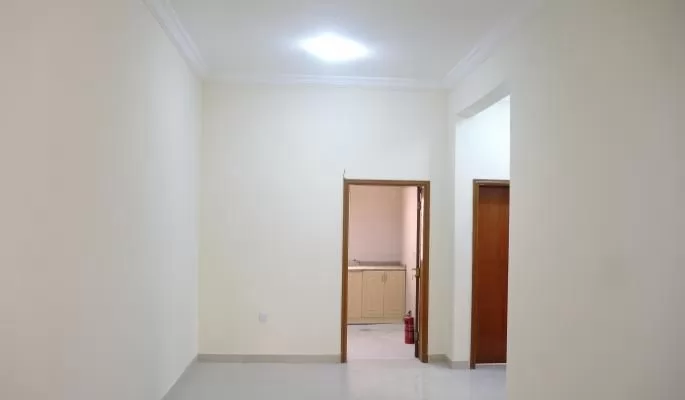 Residential Ready Property 3 Bedrooms U/F Apartment  for rent in Old-Airport , Doha-Qatar #15799 - 1  image 