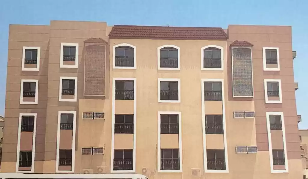 Residential Ready Property 2 Bedrooms U/F Apartment  for rent in Al Sadd , Doha #15822 - 1  image 