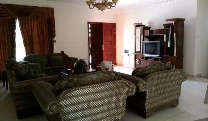 Residential Ready Property 4 Bedrooms F/F Villa in Compound  for rent in Al Sadd , Doha #15848 - 1  image 