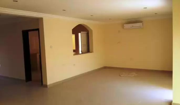 Residential Ready Property 6 Bedrooms U/F Standalone Villa  for rent in Al Sadd , Doha #15866 - 1  image 