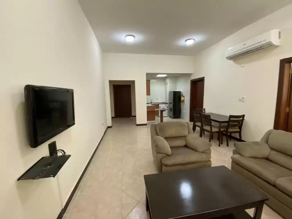 Wohn Klaar eigendom 2 Schlafzimmer F/F Wohnung  zu vermieten in Al Sadd , Doha #15878 - 1  image 