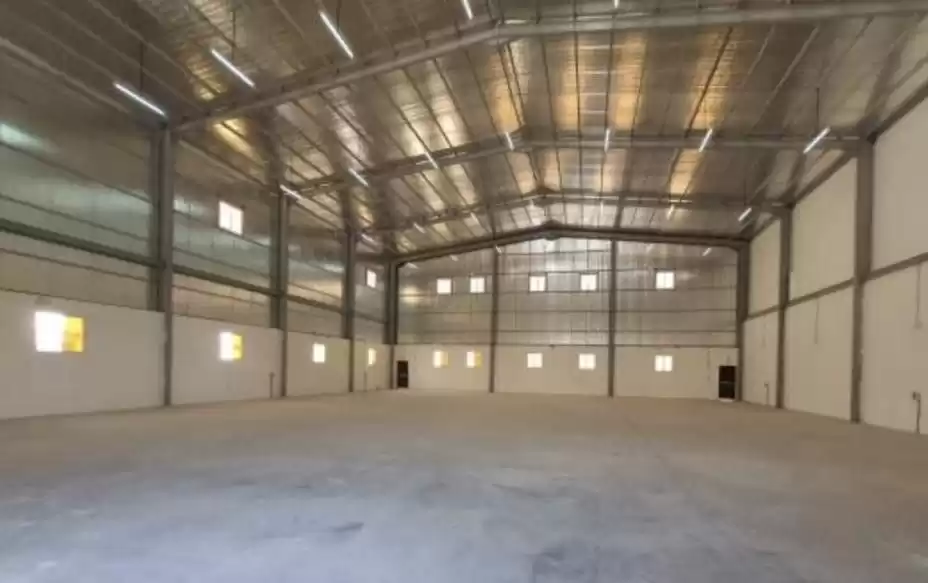 Commercial Ready Property U/F Warehouse  for rent in Al Sadd , Doha #15901 - 1  image 