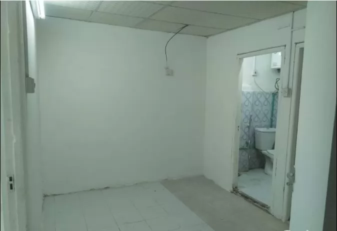 Residential Property 1 Bedroom U/F Apartment  for rent in Al-Hilal , Doha-Qatar #15922 - 2  image 