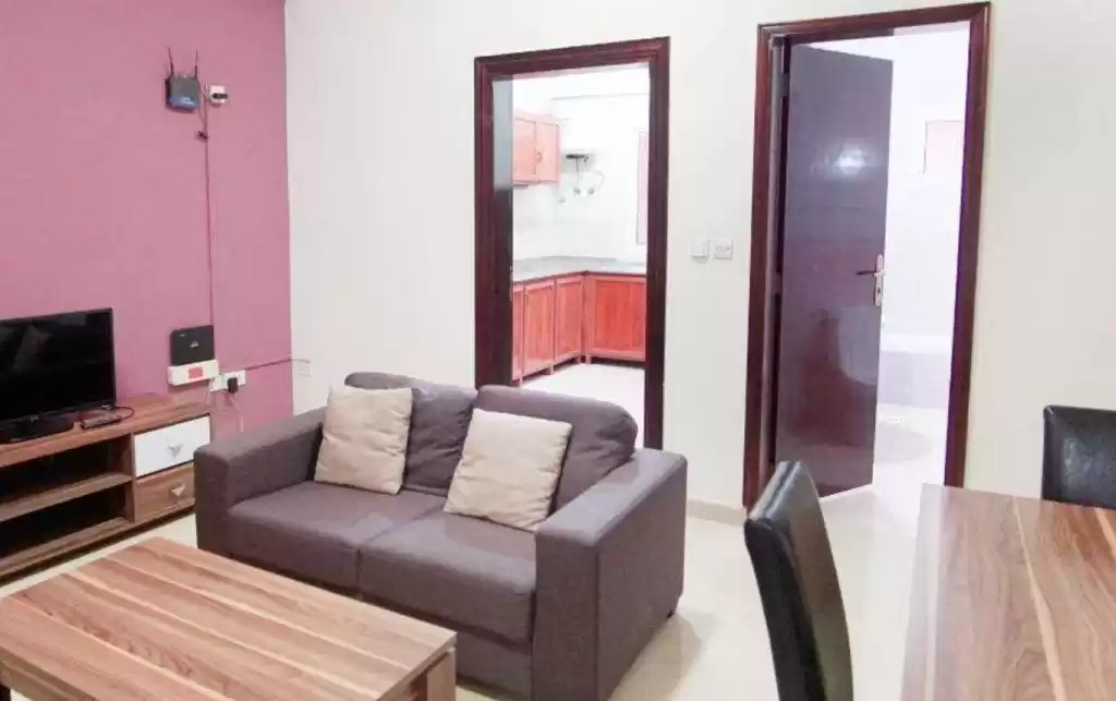 Résidentiel Propriété prête 2 chambres F / F Appartement  a louer au Doha #15927 - 1  image 