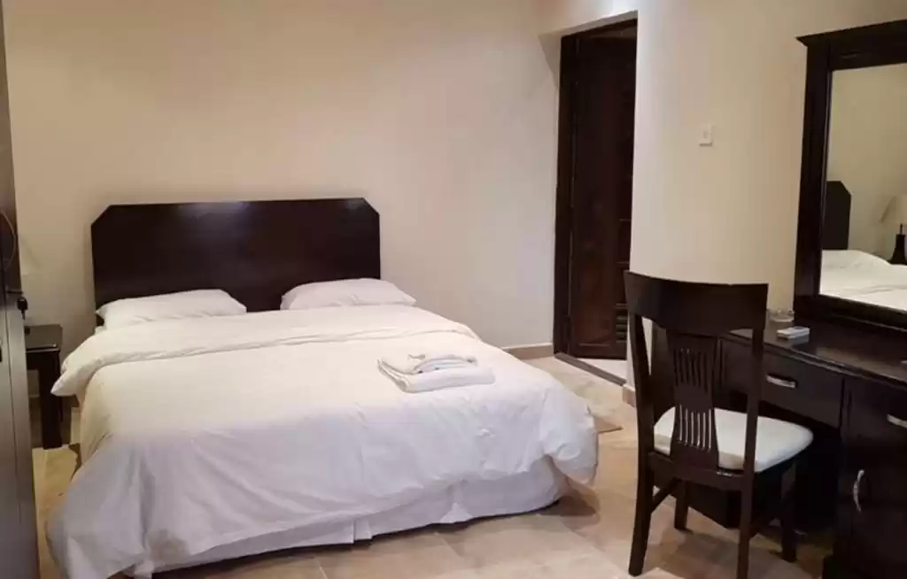 Wohn Klaar eigendom 1 Schlafzimmer F/F Wohnung  zu vermieten in Al Sadd , Doha #15940 - 1  image 