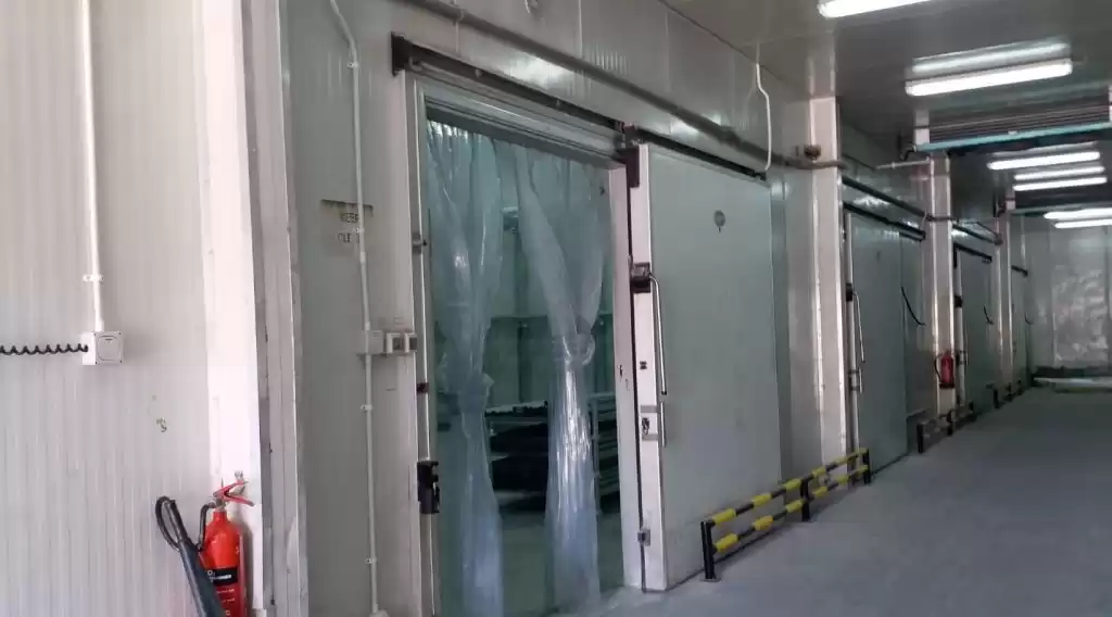 Commercial Ready Property U/F Warehouse  for rent in Al Sadd , Doha #15984 - 1  image 