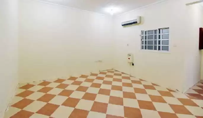 住宅 就绪物业 3 间卧室 U/F 公寓  出租 在 萨德 , 多哈 #16004 - 1  image 