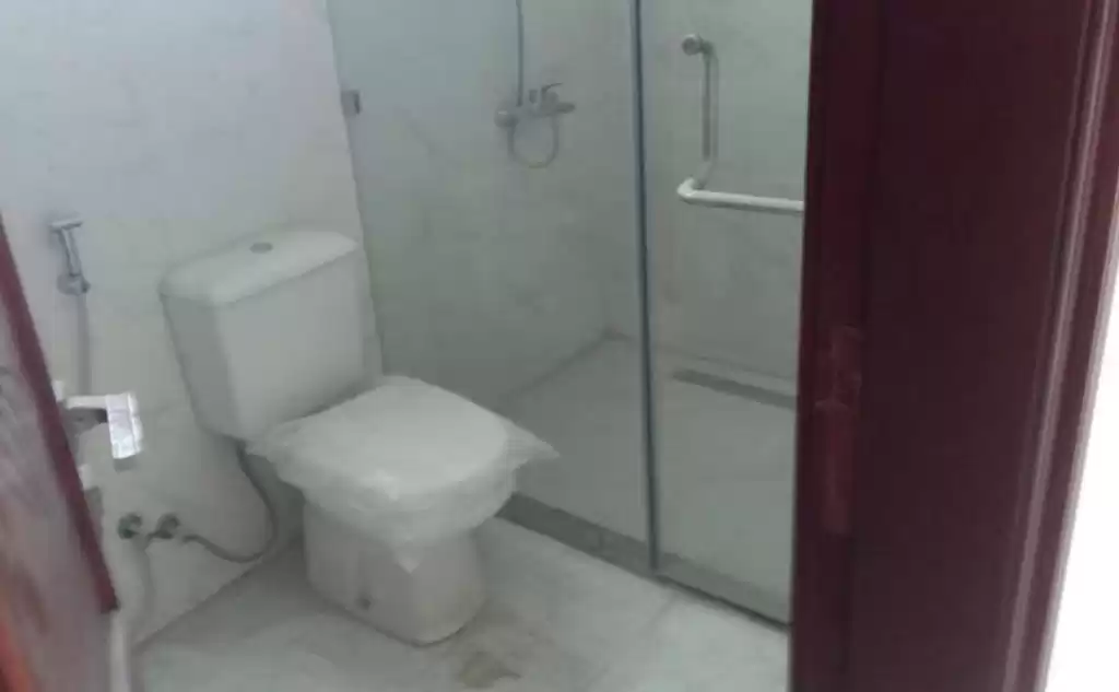 Residential Ready Property U/F Building  for rent in Doha #16013 - 1  image 