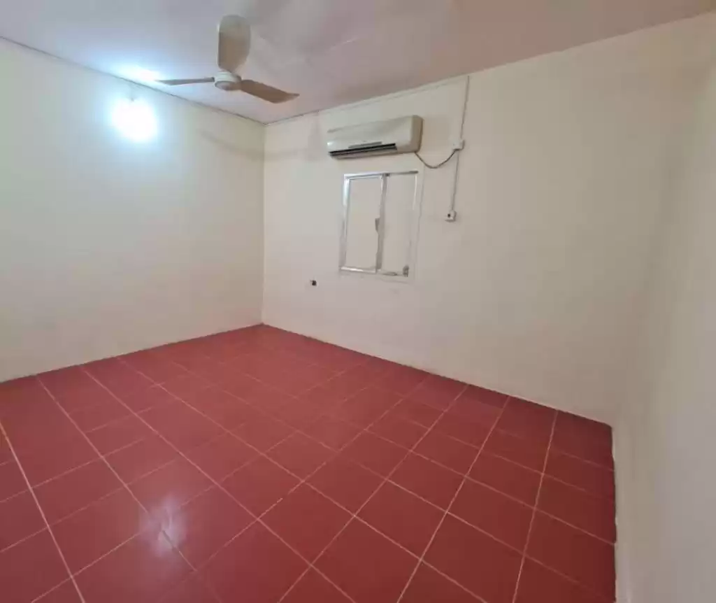 Résidentiel Propriété prête 3 chambres U / f Appartement  a louer au Doha #16023 - 1  image 