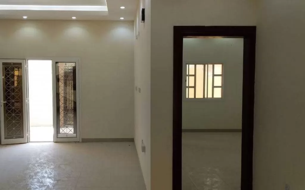 Residential Ready Property 7 Bedrooms U/F Apartment  for rent in Doha-Qatar #16025 - 1  image 