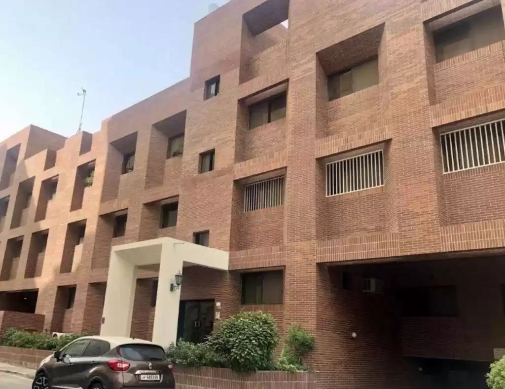 Résidentiel Propriété prête 3 chambres U / f Appartement  a louer au Al-Sadd , Doha #16096 - 1  image 