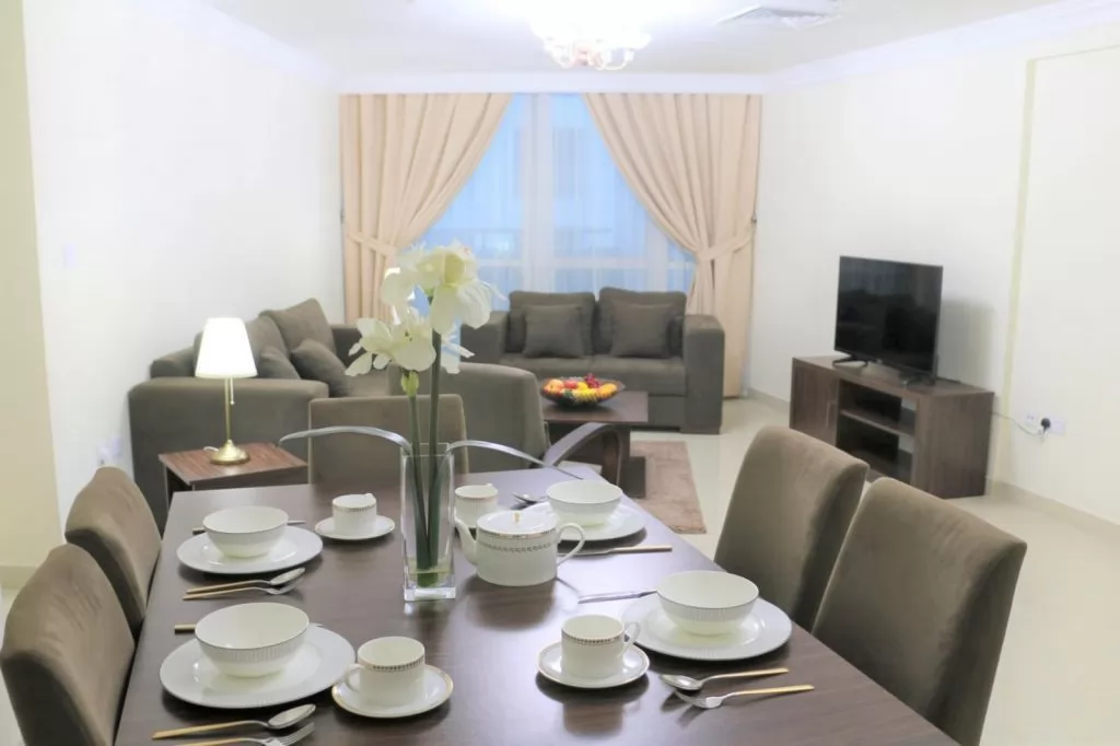 Residential Property 4 Bedrooms F/F Apartment  for rent in Al-Dafna , Doha-Qatar #16104 - 1  image 