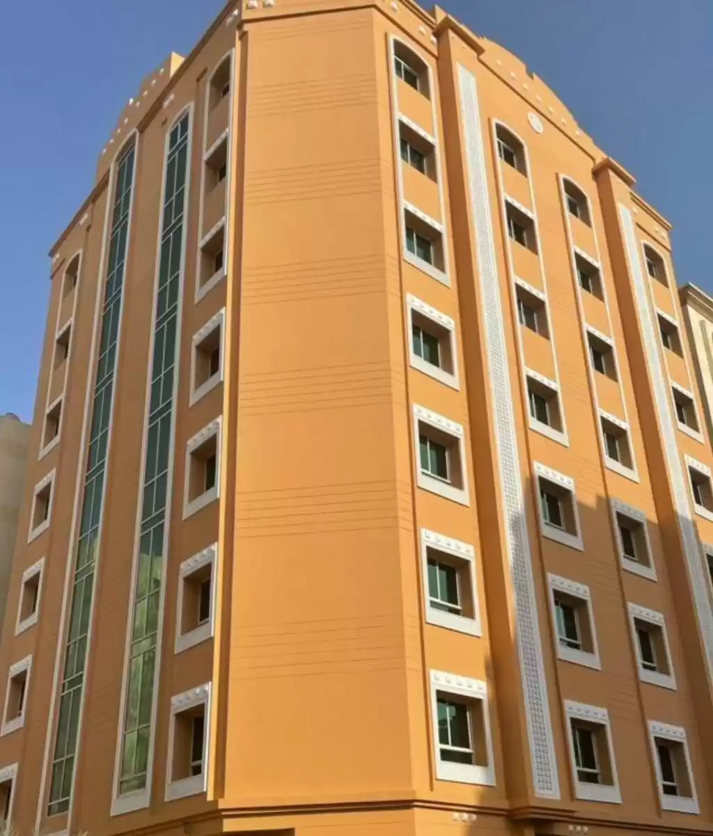 Résidentiel Propriété prête 2 chambres U / f Appartement  a louer au Al-Sadd , Doha #16158 - 1  image 