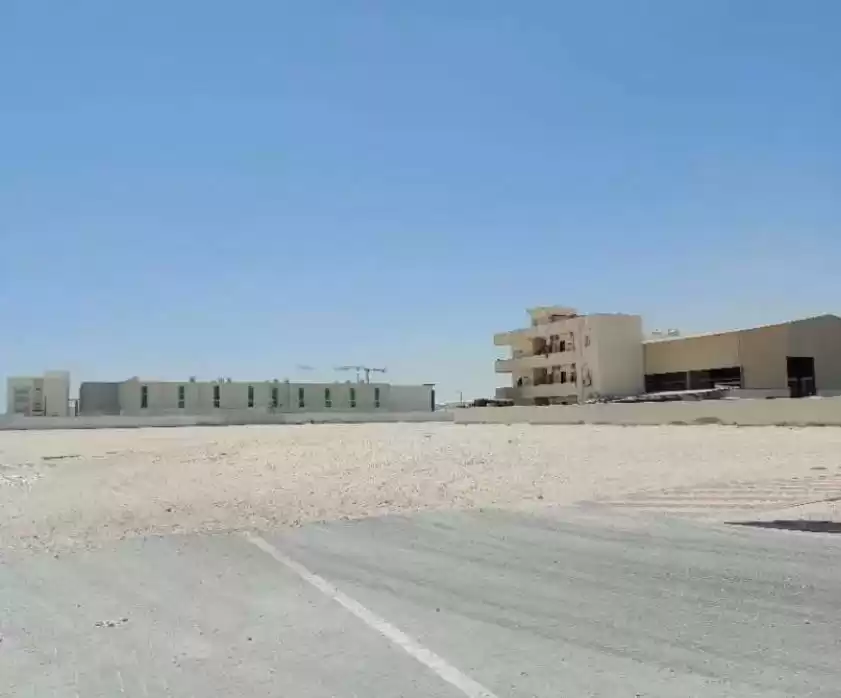 Tierra Listo Propiedad Terreno comercial  venta en Doha #16261 - 1  image 