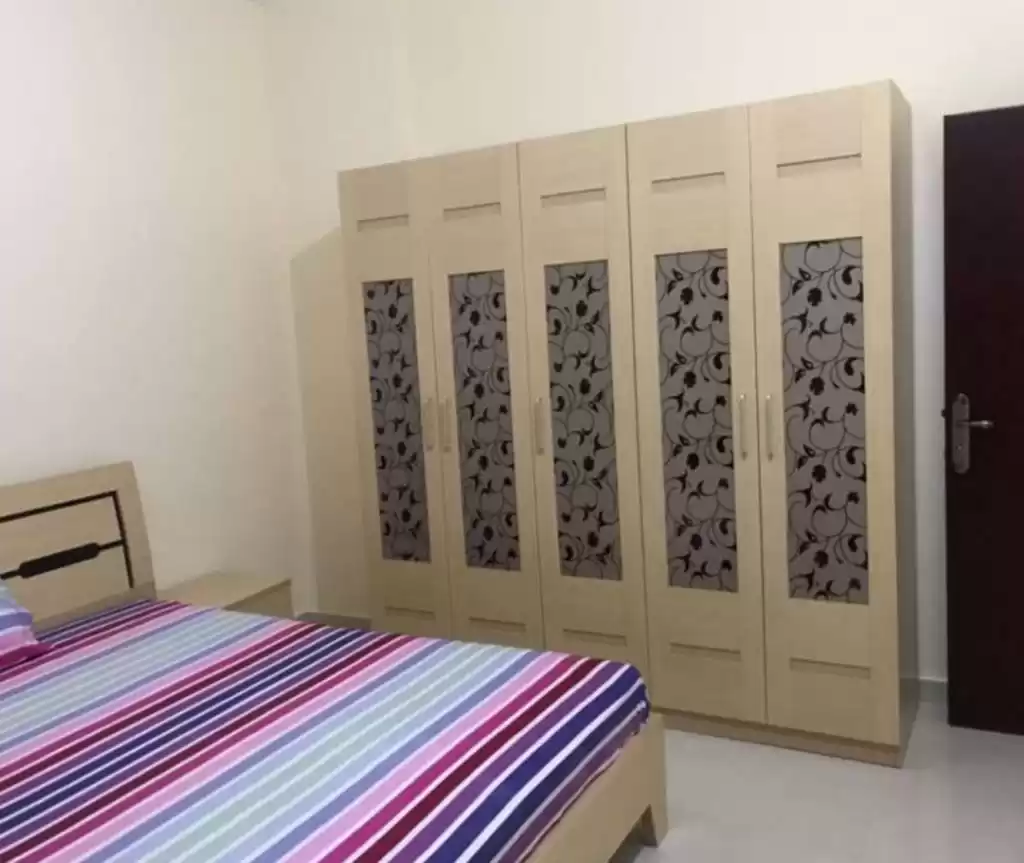 yerleşim Hazır Mülk 2 yatak odası F/F Apartman  kiralık içinde Al Sadd , Doha #16301 - 1  image 