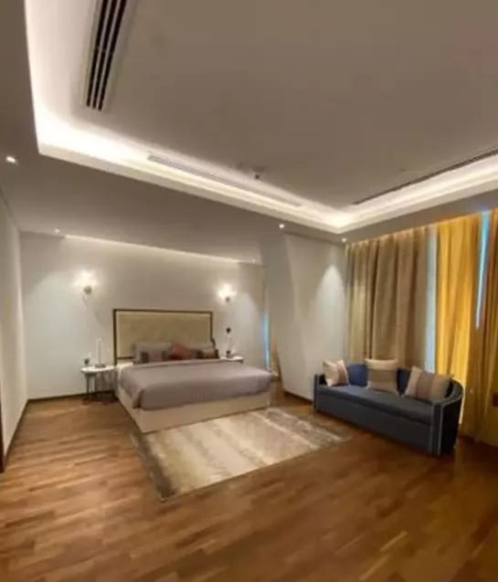 Residencial Listo Propiedad 5 + habitaciones de servicio F / F Dúplex  alquiler en al-sad , Doha #16317 - 1  image 