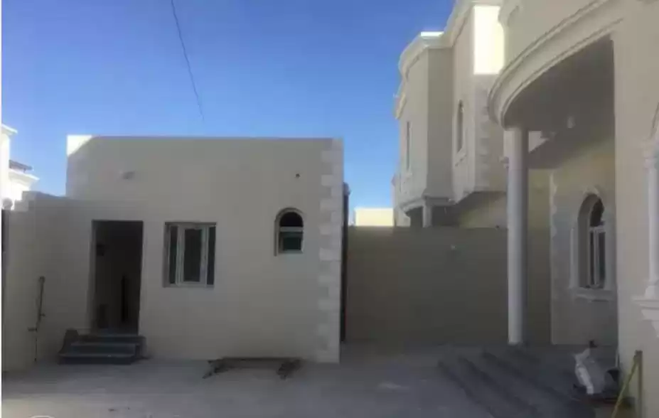 Residential Ready Property 7 Bedrooms U/F Standalone Villa  for sale in Al Sadd , Doha #16342 - 1  image 