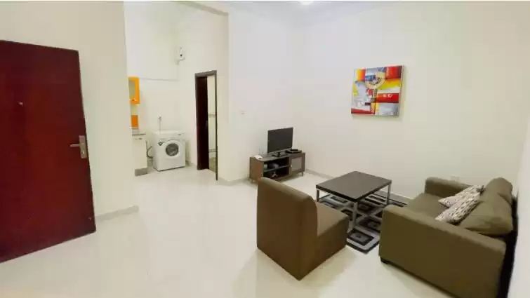 Residential Ready Property 1 Bedroom F/F Apartment  for rent in Doha #16412 - 1  image 