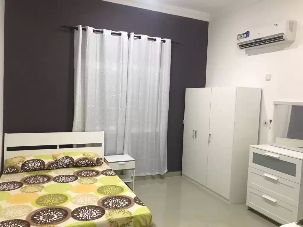 Residential Ready Property Studio F/F Apartment  for rent in Al Sadd , Doha #16440 - 1  image 
