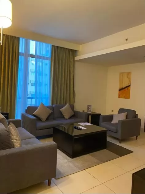 Résidentiel Propriété prête 1 chambre F / F Appartements d'hôtel  a louer au Doha #16485 - 1  image 