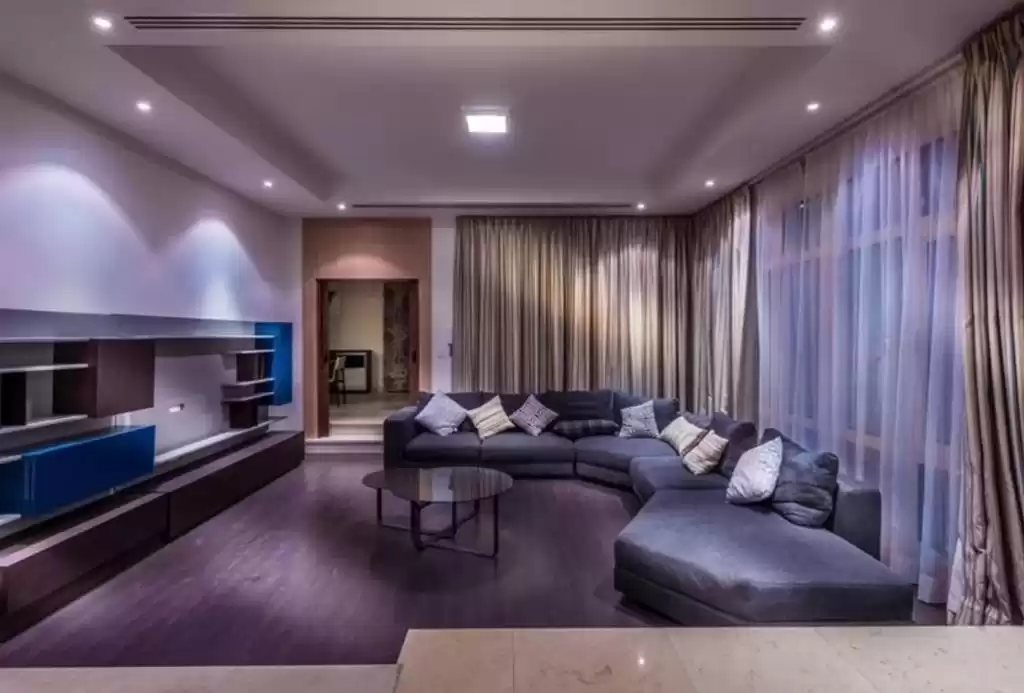 Жилой Готовая недвижимость 4+комнаты для горничных С/Ж Сложный  в аренду в Аль-Садд , Доха #16494 - 1  image 